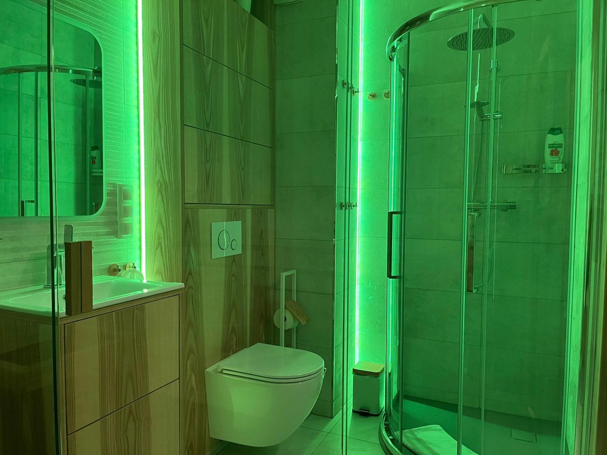 Jesionowe Apartamenty Nad Odra, Stare Miasto, Sauna W Jednym, Klimatyzacja , Garaz Podziemny 0 Zl, Odra River , Old Town, New Building, Air Conditioning, Sauna-One, Underground Garage Free ヴロツワフ エクステリア 写真