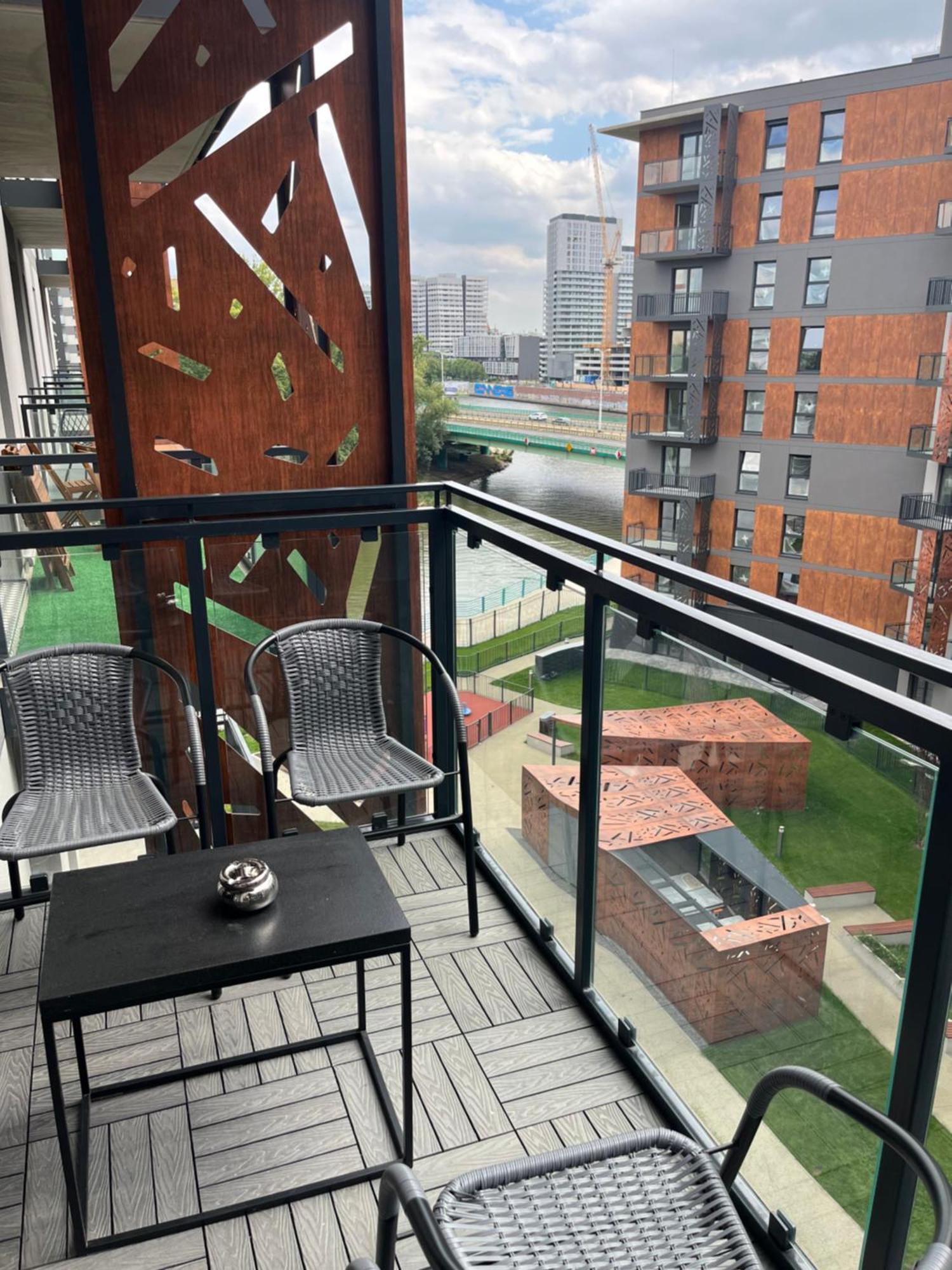 Jesionowe Apartamenty Nad Odra, Stare Miasto, Sauna W Jednym, Klimatyzacja , Garaz Podziemny 0 Zl, Odra River , Old Town, New Building, Air Conditioning, Sauna-One, Underground Garage Free ヴロツワフ エクステリア 写真