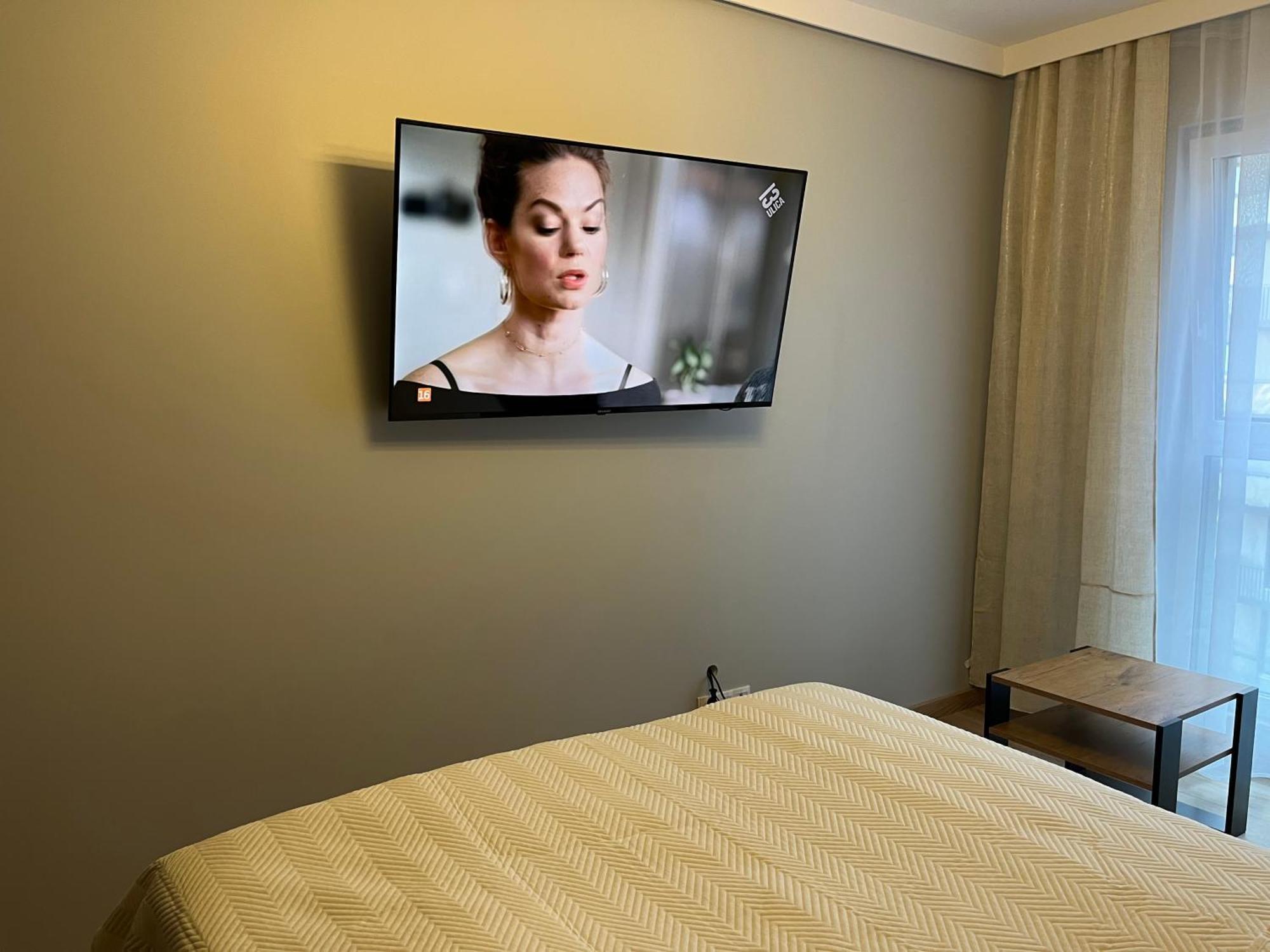 Jesionowe Apartamenty Nad Odra, Stare Miasto, Sauna W Jednym, Klimatyzacja , Garaz Podziemny 0 Zl, Odra River , Old Town, New Building, Air Conditioning, Sauna-One, Underground Garage Free ヴロツワフ エクステリア 写真