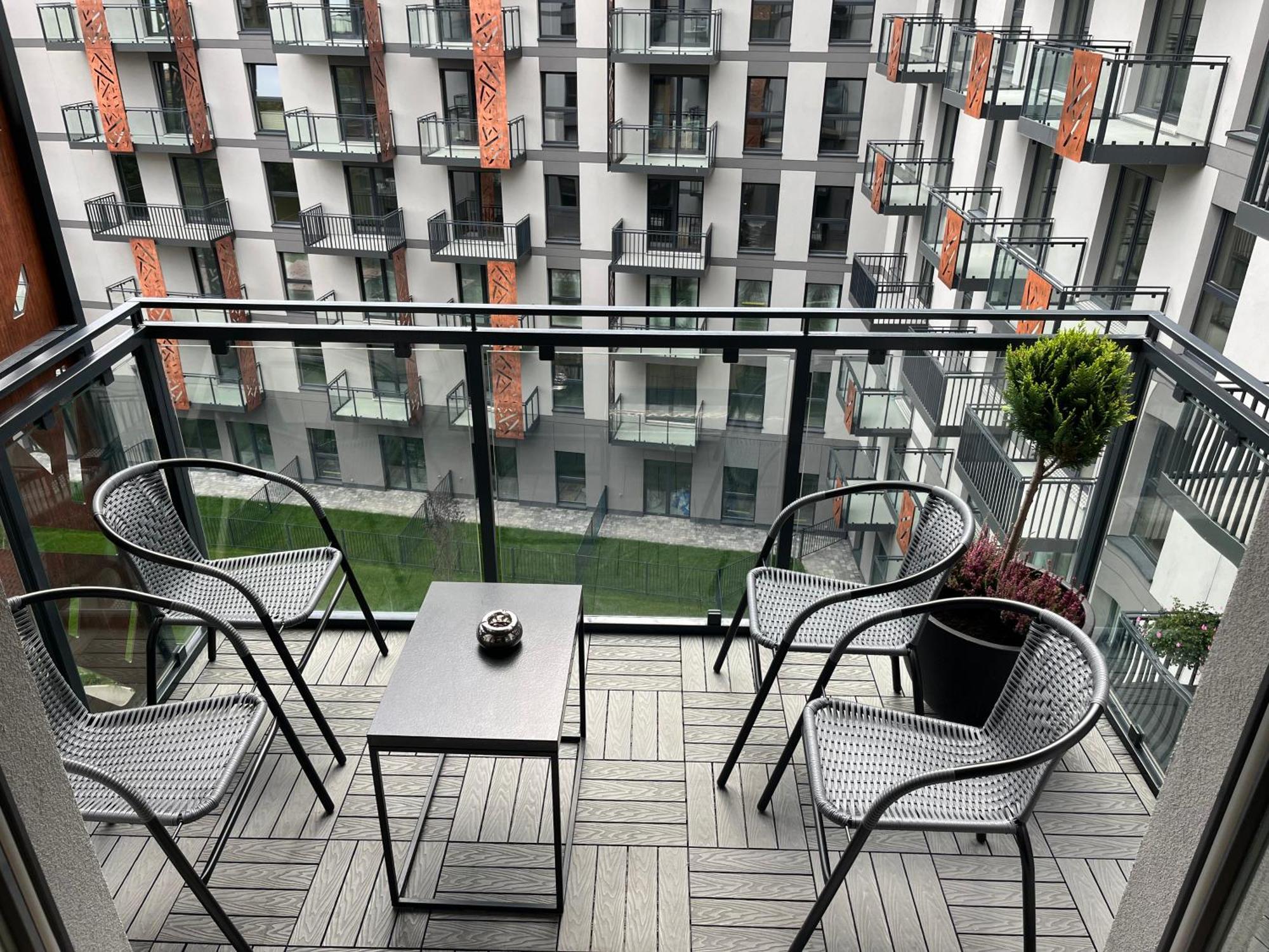 Jesionowe Apartamenty Nad Odra, Stare Miasto, Sauna W Jednym, Klimatyzacja , Garaz Podziemny 0 Zl, Odra River , Old Town, New Building, Air Conditioning, Sauna-One, Underground Garage Free ヴロツワフ エクステリア 写真